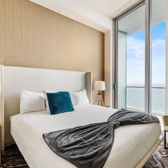 Direct Oceanview Condo 𝙗𝙮 𝙎𝙏𝘼𝙔-𝙏𝙊𝘿𝘼𝙔 | Lyfe Resort