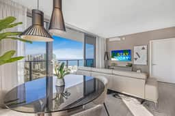 Stylish Apartment with View 𝙗𝙮 𝙎𝙏𝘼𝙔-𝙏𝙊𝘿𝘼𝙔 | Hyde Beach House