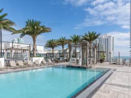 Luxury Beachside Condo 𝙗𝙮 𝙎𝙏𝘼𝙔-𝙏𝙊𝘿𝘼𝙔 | Hyde Beach House