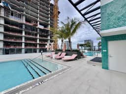 Explore Heart of Miami 𝙗𝙮 𝙎𝙏𝘼𝙔-𝙏𝙊𝘿𝘼𝙔 | Crosby Downtown