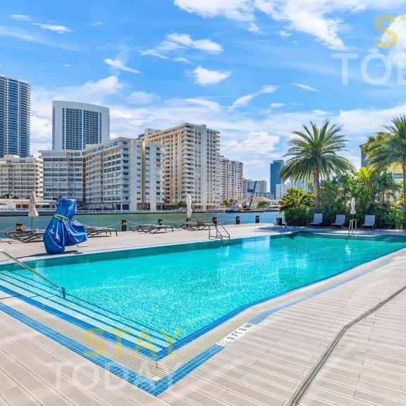 Oceanside Escape w Oceanview | Beachwalk Resort - Image 1