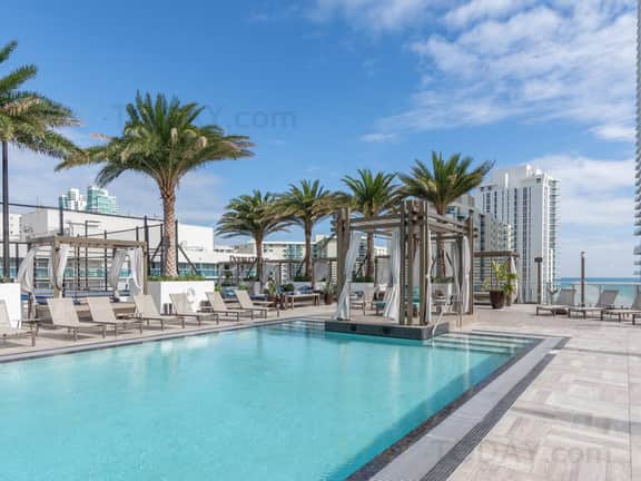 Luxury Beachside Condo 𝙗𝙮 𝙎𝙏𝘼𝙔-𝙏𝙊𝘿𝘼𝙔 | Hyde Beach House