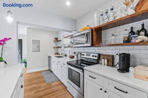 Escape with Modern Style & Comfort | Delray Beach