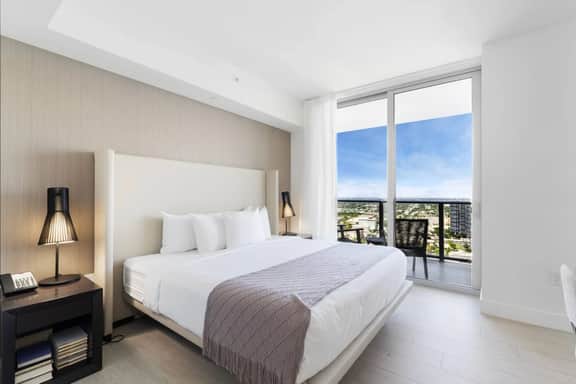 Elegant Getaway 𝙗𝙮 𝙎𝙏𝘼𝙔-𝙏𝙊𝘿𝘼𝙔 |  Hyde Beach House
