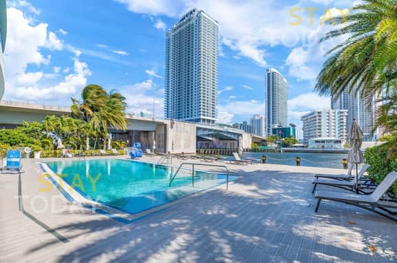 Oceanside Escape VIP-Tower 𝙗𝙮 𝙎𝙏𝘼𝙔-𝙏𝙊𝘿𝘼𝙔 | Beachwalk Resort