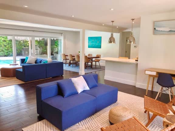 Villa Palma: Hollywood Beach Walk - Image 5