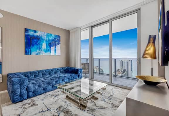 ★★★★★2BD/2BA DIRECT OCEAN VIEW. 1 MIN FROM BEACH. - Image 3