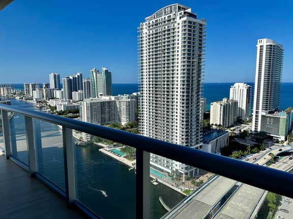 The Skyline Suite | Coastal Panorama Views - Image 2