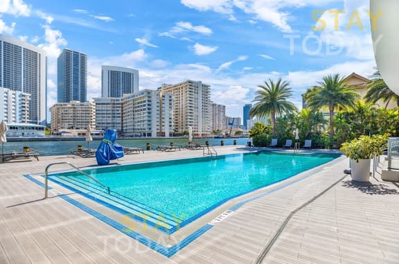 Oceanside Escape VIP-Tower 𝙗𝙮 𝙎𝙏𝘼𝙔-𝙏𝙊𝘿𝘼𝙔 | Beachwalk Resort