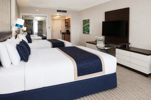 Golden Horizon | Luxury Beach Studio - Image 1